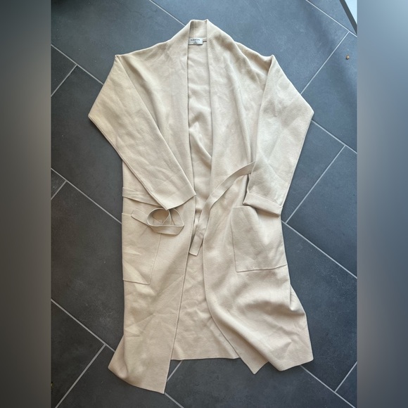 Babaton ty cardigan - Picture 2 of 5